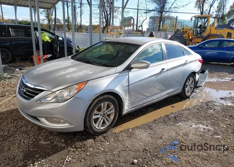 2011 Hyundai Sonata Se из США, поврежденный, VIN 5NPEC4AC9BH157576